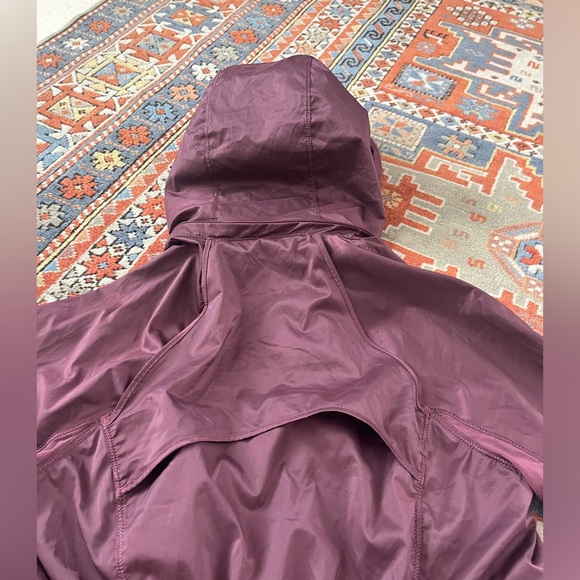 Lululemon Athletica Hooded Jacket redwood purple eggplant 4 - Picture 9 of 10